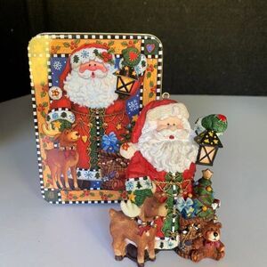 Christmas Santa Decoratiom Figure Deer Toys Lantern in stocking Tin Box Holiday.